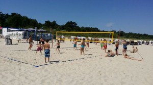 Beachvolleball bei schönem Wetter (Foto: I. Meier)