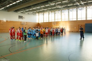 Einlaufen der Mannschaften (Foto: M. Kühn)